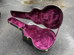 VINTAGE 1960’S GIBSON ES-335  ORIGINAL HARDSHELL GUITAR CASE PURPLE INTERIOR