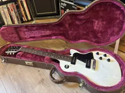 WORN WHITE P-90