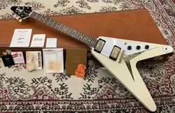GIBSON CUSTOM SHOP 1958 KORINA FLYING V VOS WHITE PG #84219 CLASSIC *SL77