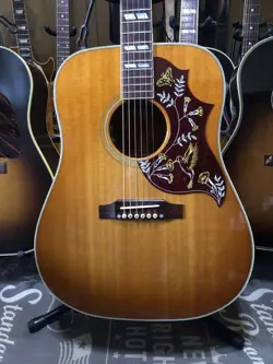GIBSON HUMMINGBIRD 2020 ACOUSTIC GUITAR HONEY SUNBURST ORIGINAL CASE