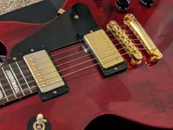 RED/GOLD