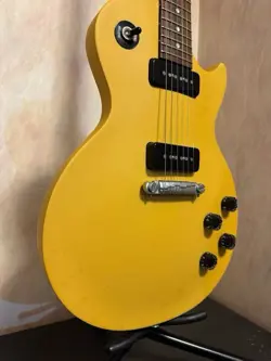 YELLOW WITH BAG