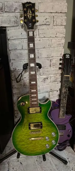 GIBSON LES PAUL CUSTOM ELECTRIC GUITAR