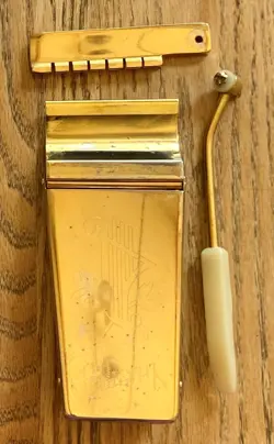 VIBROLA TAILPIECE GOLD