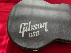 GIBSON GUITAR CASE FOR LES PAUL