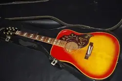GIBSON HUMMINGBIRD USED ACOUSTIC GUITAR 1969