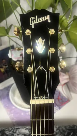RARE BEAUTY