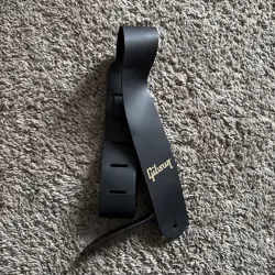 GIBSON BLACK LEATHER GUITAR STRAP