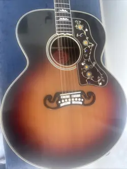 CUSTOM SHOP SJ-200
