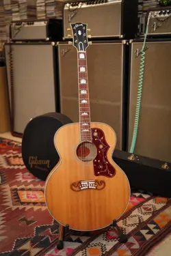 2005 GIBSON SJ-200