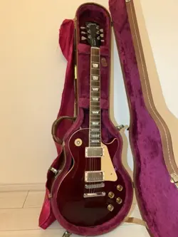 GIBSON LES PAUL STANDARD 1997 WINE RED ELECTRIC GUITAR
