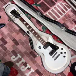 GIBSON LES PAUL STUDIO AUTO TUNING ELECTRIC GUITAR WITH CASE