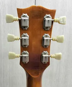 STANDRD ELECTRIC GUITAR