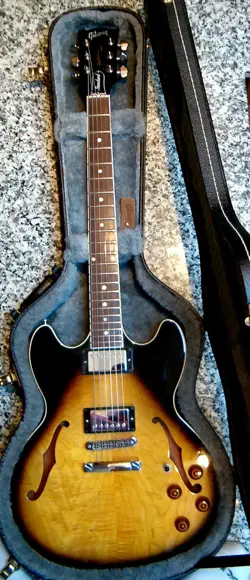 GIBSON MIDTOWN GUITAR  YEAR 2015  EXCELLENT CONDITION