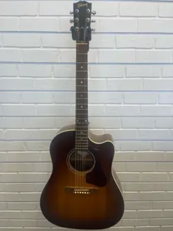 J-15 ACCOUSTIC GUITAR