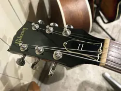 PU SYNCHRO TREMOLO