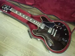 ES-335 TD BLACK