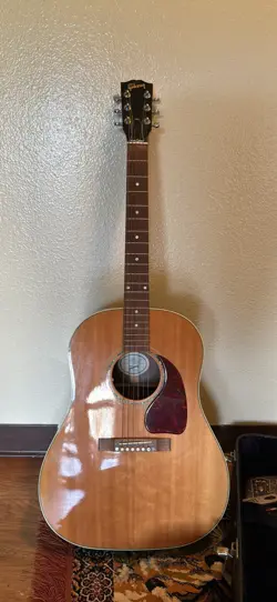 ACOUSTIC ELECTRIC DREADNOUGHT