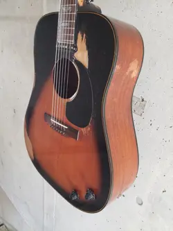 GIBSON J 160E 1976MADE IN THE YEAR