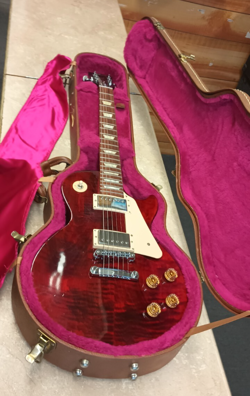 GIBSON LES PAUL STUDIO 2013 RED