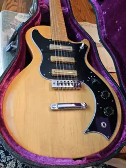GIBSON VINTAGE S-1 ELECTRIC GUITAR 1977 WITH ORIGINAL HARDSHELL CASE
