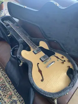 2005 ES-335 GUITAR