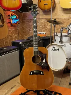 GIBSON GIBSON DOVE USED ACOUSTIC GUITAR  1970
