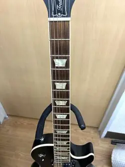 GIBSON LESPAUL TRADITIONAL LES PAUL TYPE