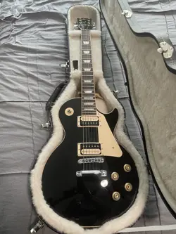 GIBSON LES PAUL TRADITIONAL PRO V BLACK WITH ORIGINAL HARDSHELL CASE