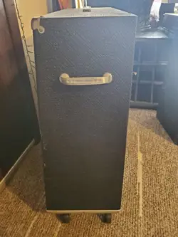 64 GIBSON VINTAGE GUITAR TUBE AMP