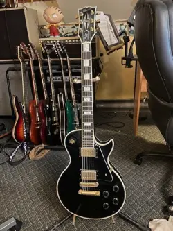 BLACK VERY