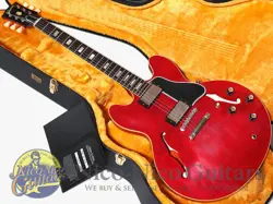 GIBSON CUSTOM SHOP 2023  1964 ES-335 VOS (60S CHERRY)