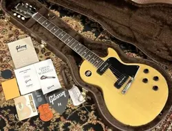 GIBSON CUSTOM SHOP MURPHY LAB 1957 LES PAUL SPECIAL ULTRA LIGHT AGED