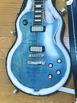 SUPER RARE COLOR GIBSON LES PAUL DELUXE SATIN OCEAN BLUE COMPLETE WITH ACCESSORI