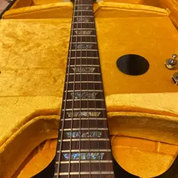 BLACK BURST
