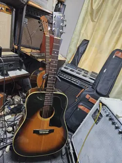 GIBSON J45 DELUXE