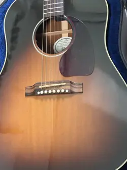 ACOUSTIC GUITAR 2012