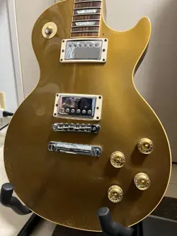 MODEL STANDARD GOLD