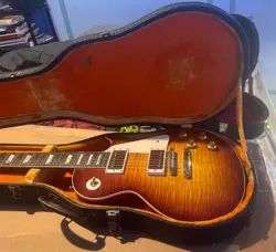 VINTAGE 1960S ORIGINAL GIBSON LES PAUL GUITAR CASE, EXCEPTIONAL CONDITION