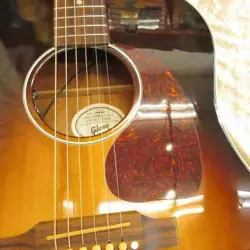 GIBSON J-45 STANDARD ACOUSTIC GUITAR [AUTH]