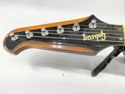 LACQUER FINISH
