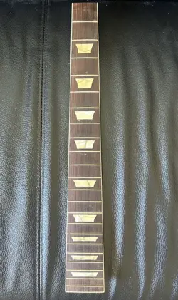 ELECTRIC GUITAR FRETBOARD