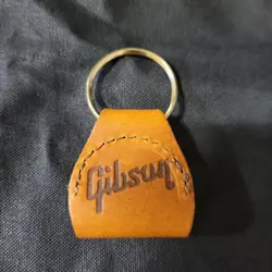 KEYCHAIN VINTAGE USED