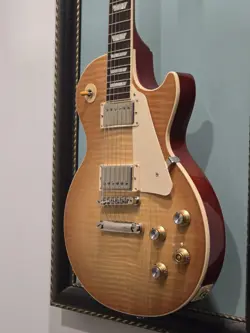 GIBSON LES PAUL STANDARD '60S WITH AAA MAPLE TOP - HONEY LEMON BURST