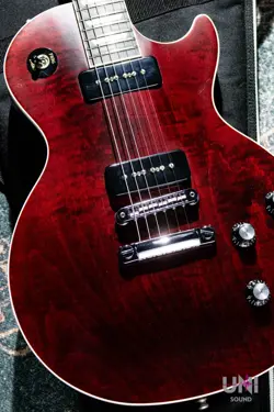 GIBSON LES PAUL CLASSIC PLAYER PLUS WINE RED VINTAGE 2018