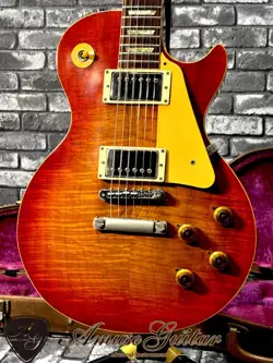 V.CHERRY SUNBURST 1982