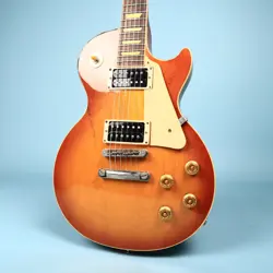 2008 GIBSON LES PAUL CLASSIC ELECTRIC GUITAR HONEY BURST