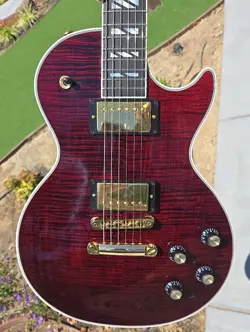 WINE RED W/OHSC