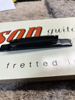 VINTAGE GIBSON 1930’S