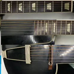 ACOUSTIC GUITAR 1950